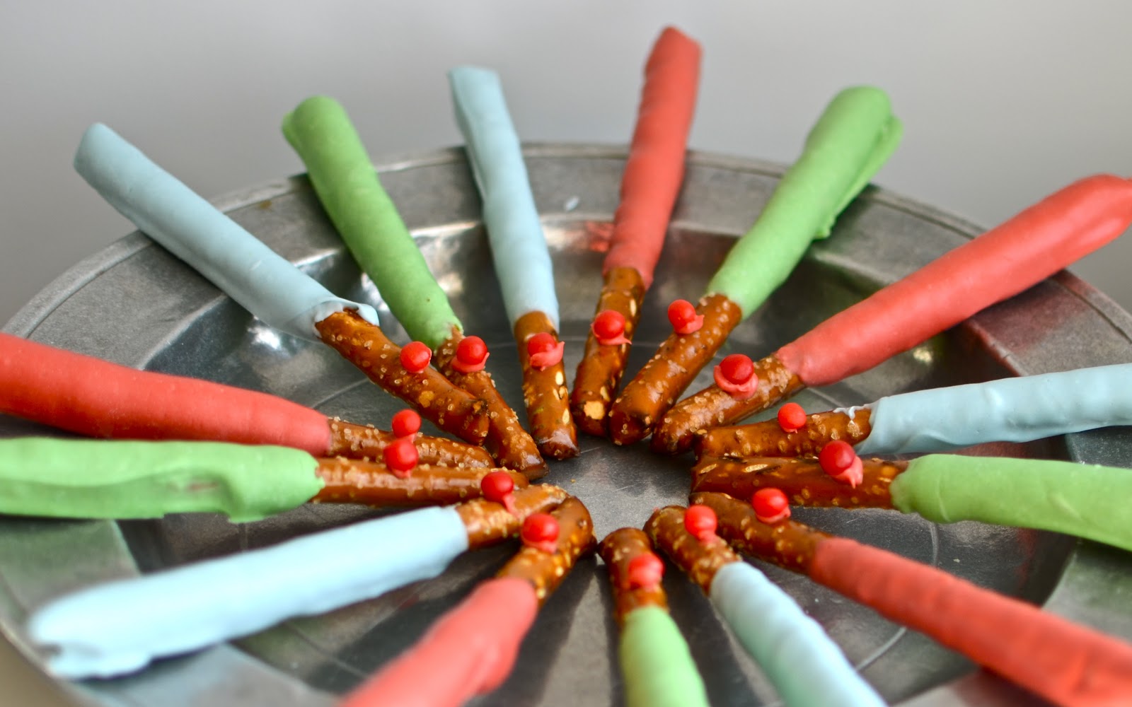 Yammie's Noshery: May the Fourth Be With You Party Ideas