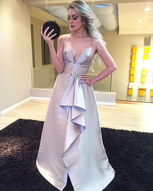 madrinhas de vestido prata