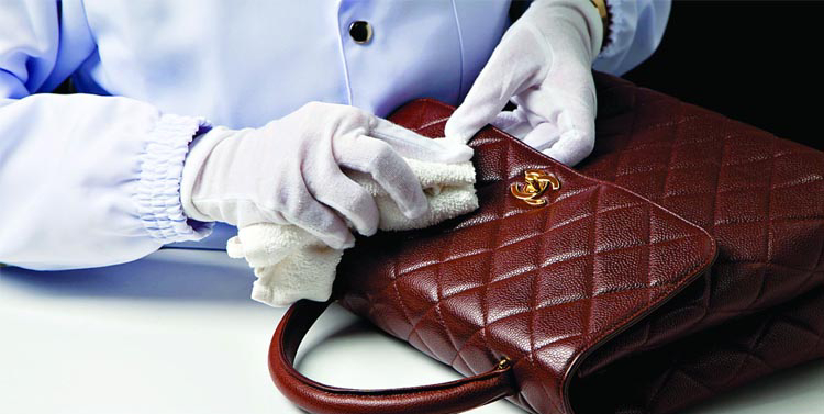 How To Clean a Leather Purse Properly So It Lasts a Lifetime (or Close to  It!)