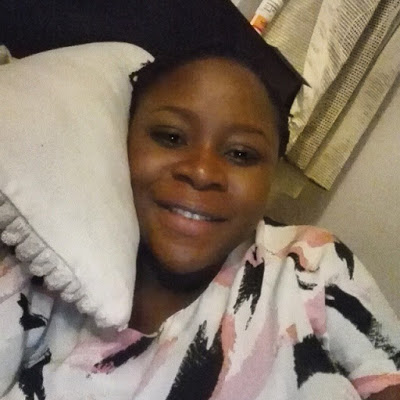 omawumi gives birth