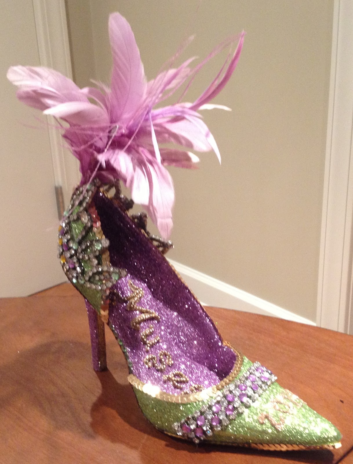 Confessions of a glitter addict Vintage Mardi Gras Shoe