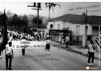 Desfile na av dos remedios