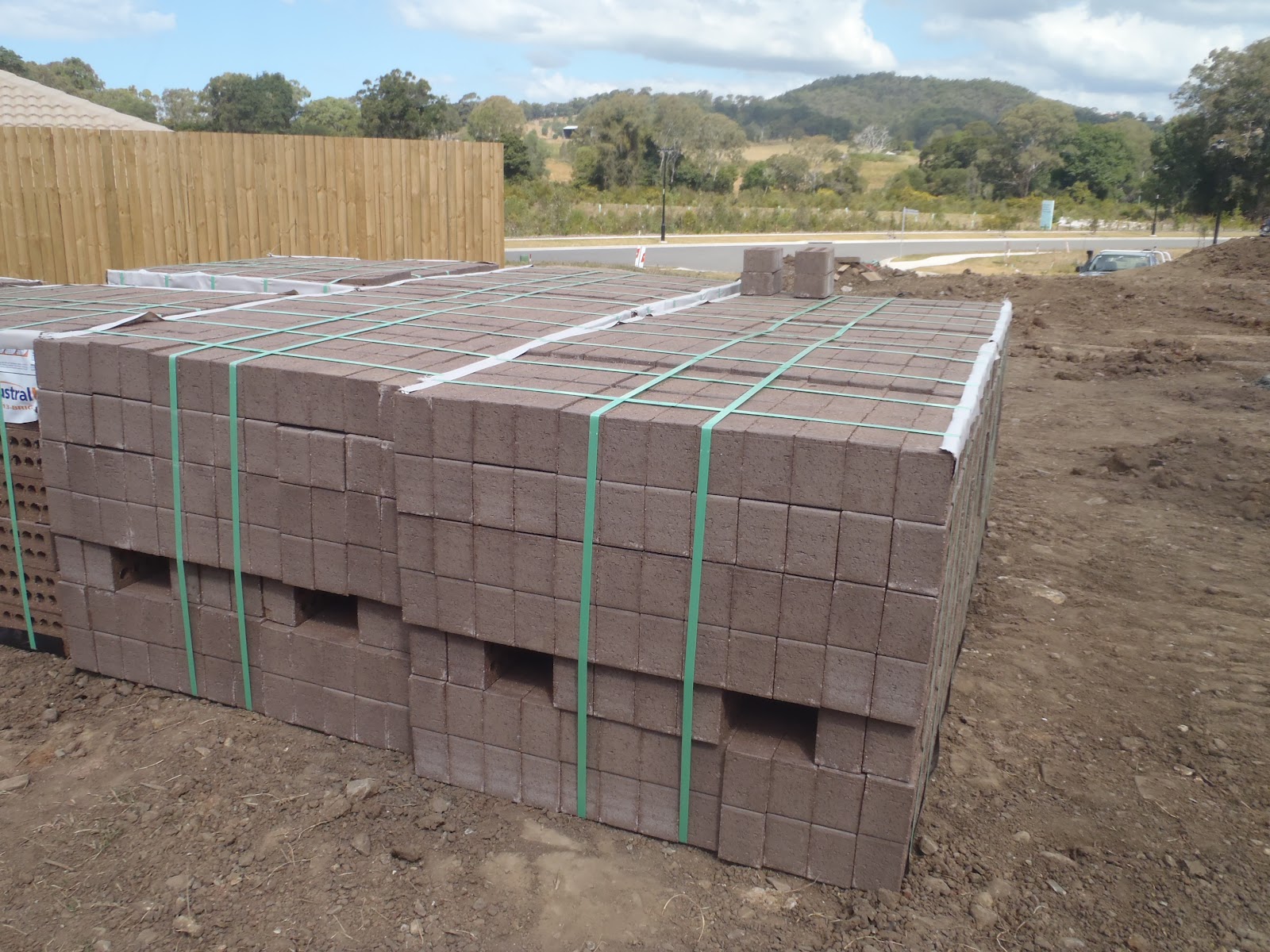 Our Metricon Como Bricks and Piers