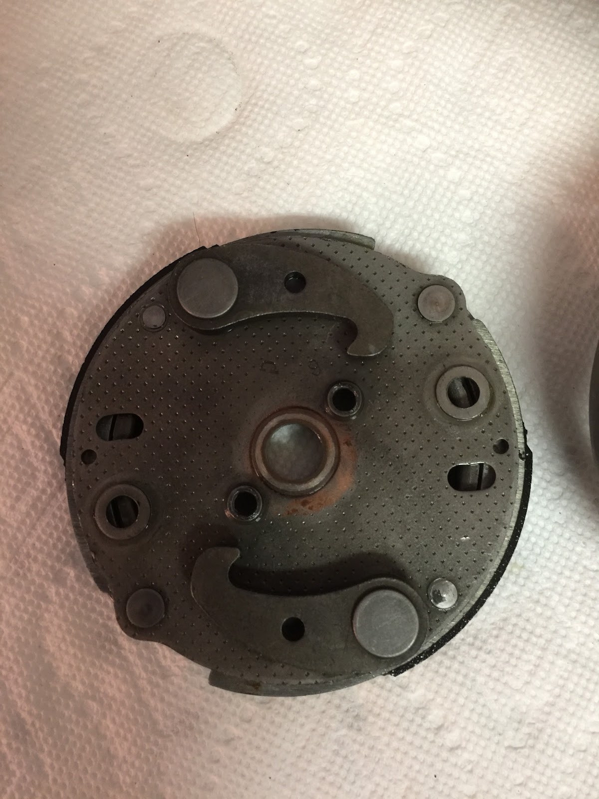 Honda Express NC50: Two Speed Clutch