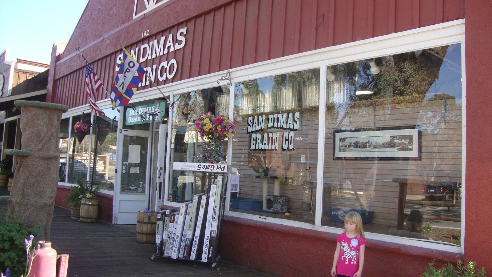 Sunny Simple Life The Feed Store