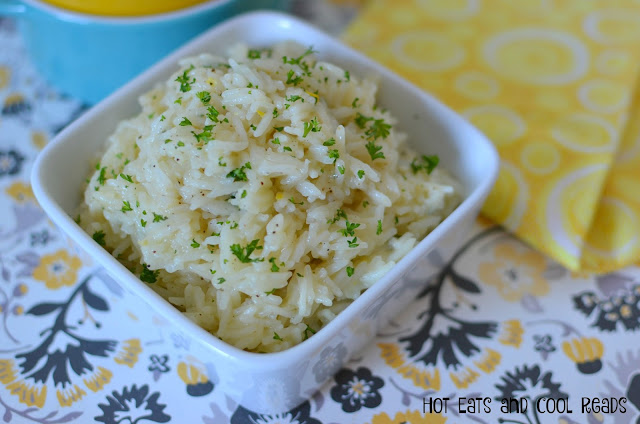 A delicious side that goes with almost any meal! Ready in 20 minutes and delicious! Buttery Lemon Garlic Rice Recipe from Hot Eats and Cool Reads
