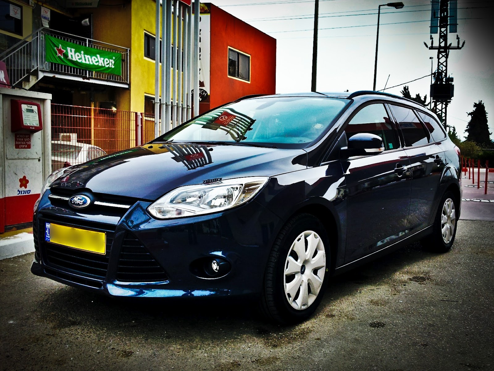 Focus 3 1. 6 робот 2013 года. Форд фокус 3 1. 6 125 салон. Focus 3 1.