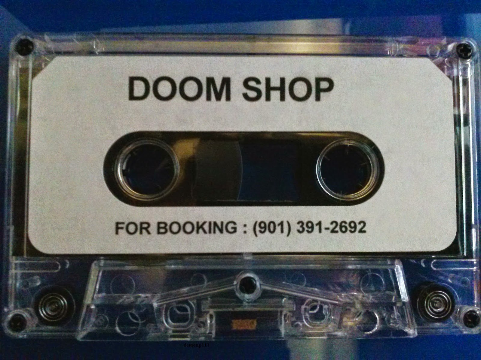 http://2.bp.blogspot.com/-SAnGiLC2kgs/VSqIEbDUy6I/AAAAAAAABLI/DAcrDhW86K4/s1600/Tapedoom.jpg