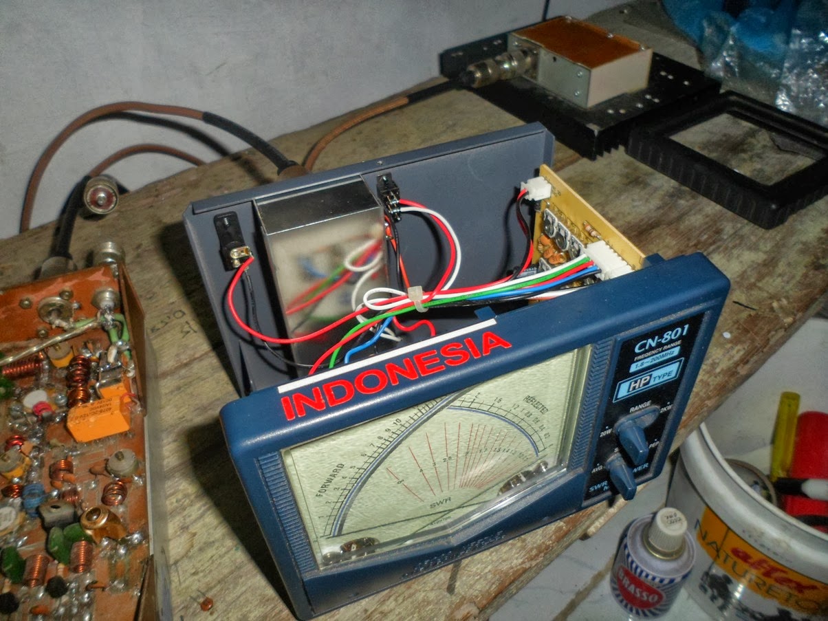 Elektronik Plus: Bongkar Rangkaian SWR Daiwa CN 801