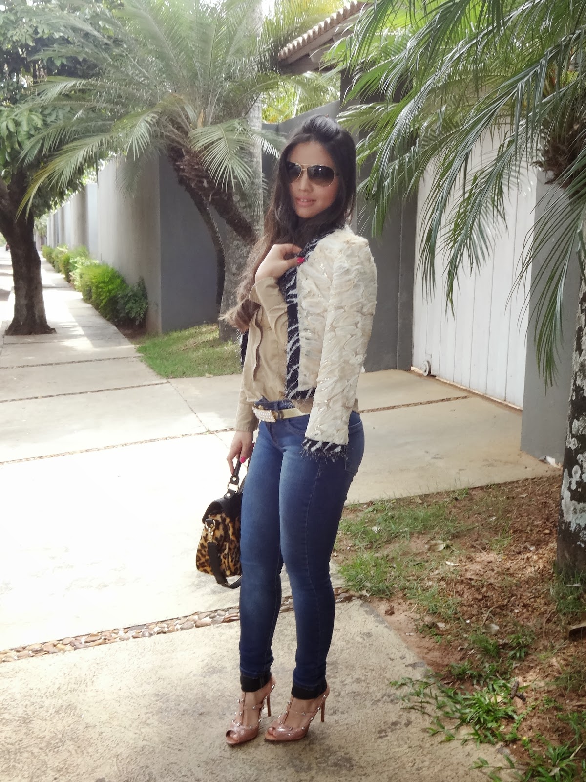 Blog da Janaina Honjoya: Look do dia: Vestido e jaqueta jeans