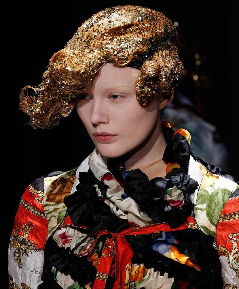 Fashion & Lifestyle: Look of the Day - Comme des Garçons Fall 2011