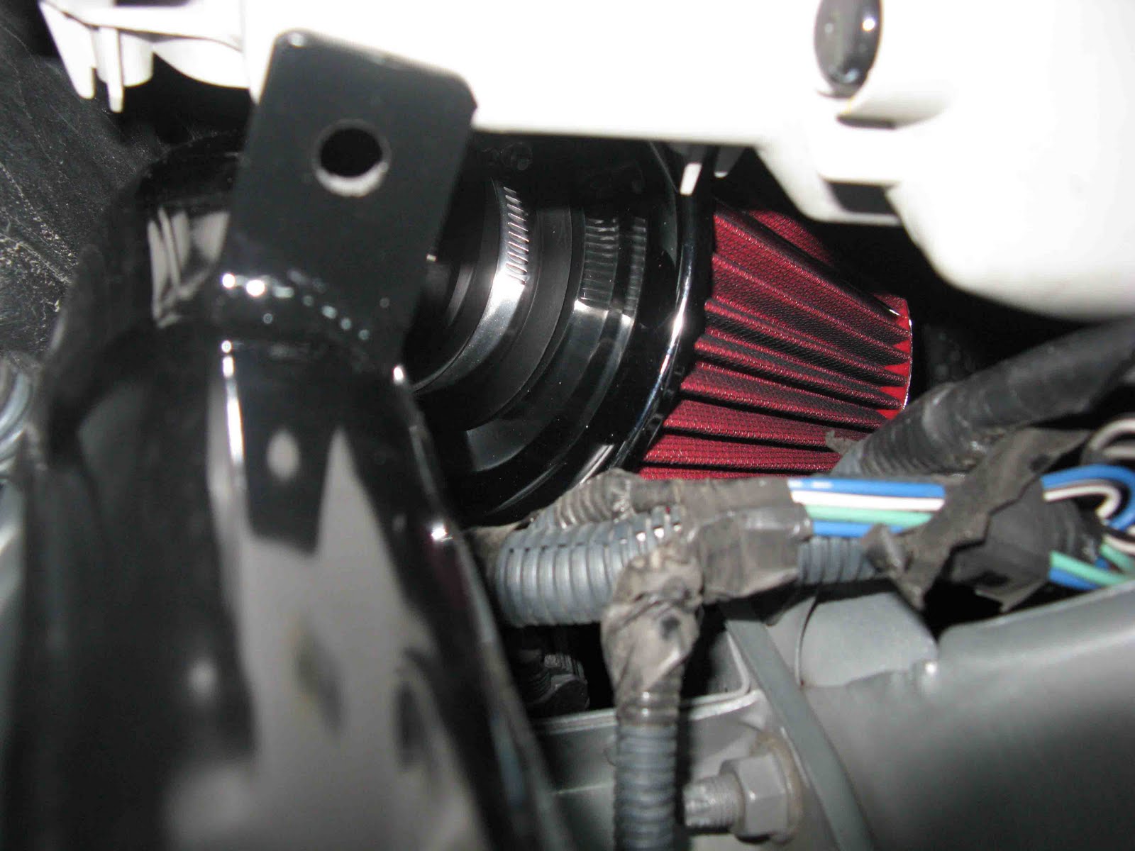 Top Tuned BLACK COLD AIR INTAKE FOR TOYOTA YARIS/VIOS (2nd generation