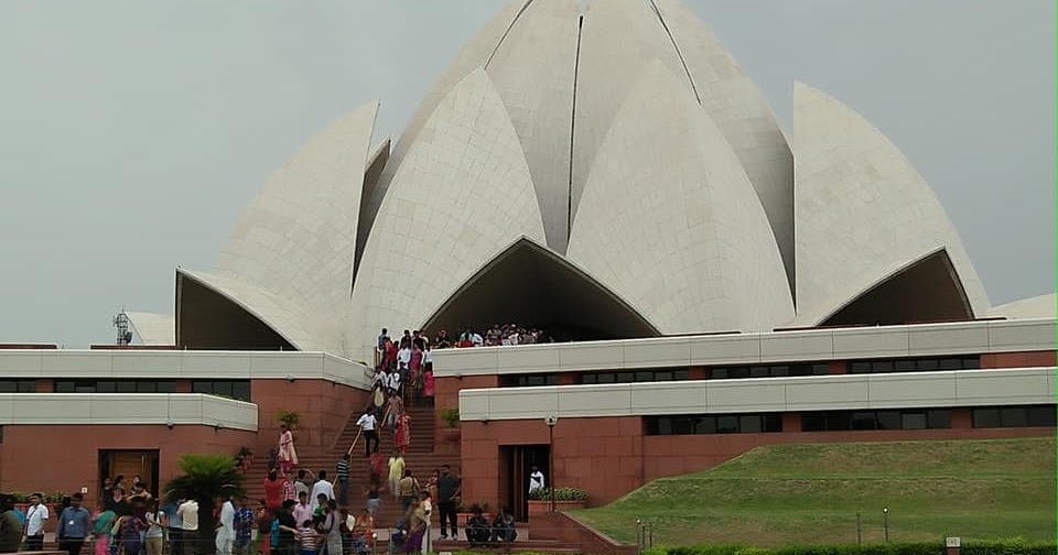 Lotus temple related to which religion image