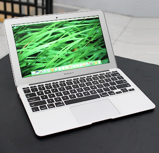 MacBook Air Core i5 (11.6 Inch, Early 2014) Di Malang