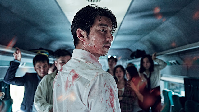 This Netizen Was Horrified After An MRT Passenger Stared At Him But He Became Even More Terrified When He Saw That Those Were Not Her Eyes! This Netizen Was Horrified After An MRT Passenger Stared At Him But He Became Even More Terrified When He Saw That Those Were Not Her Eyes!