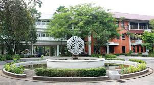 Berkuliah di Universitas Terbaik Jakarta Berkuliah di Universitas Terbaik Jakarta
