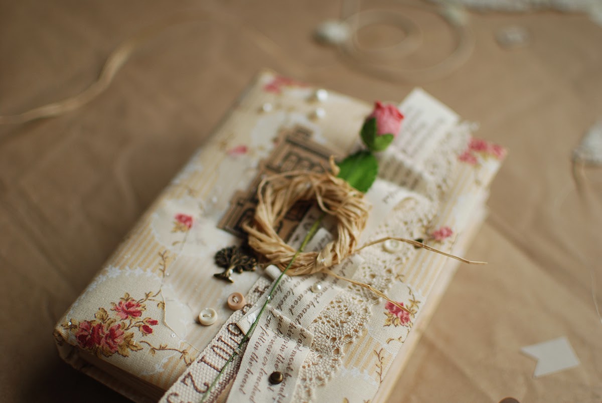 блокнот открытка фон. скетчбук мирби. ночные инсайты книга. ночной дневник разберись в себе. блокнот пока пока.