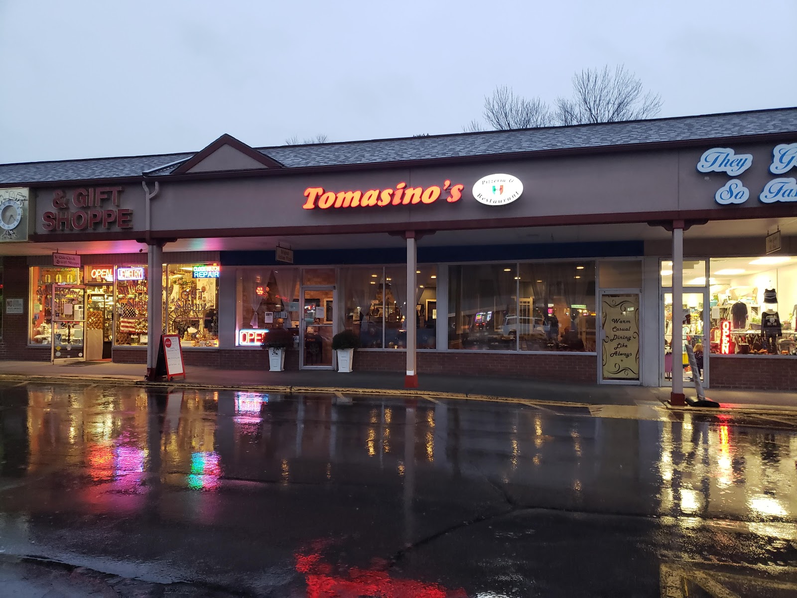 Tomasino's Dallas NEPA Pizza Review