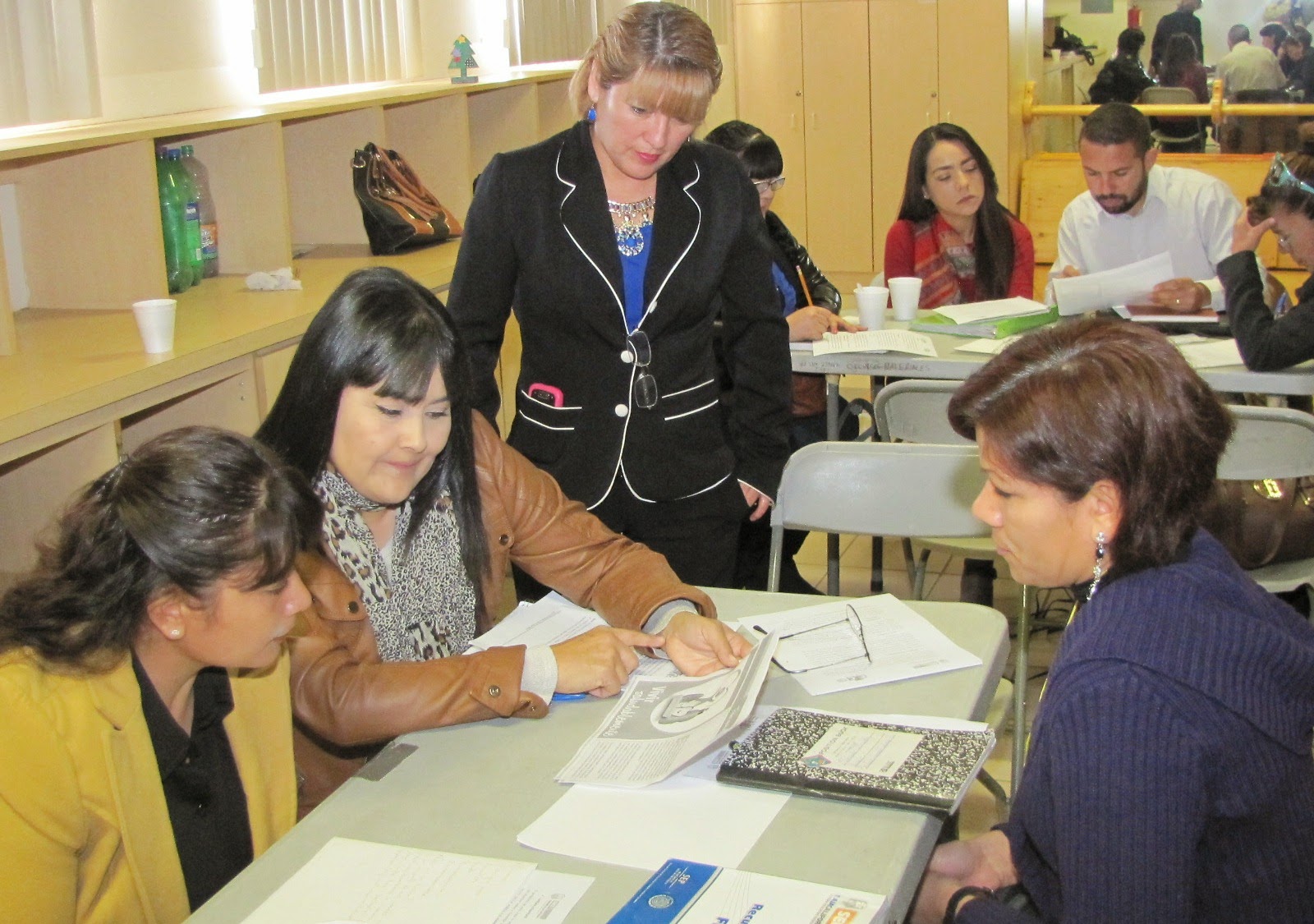 Educación BC IMPARTEN TALLERES A MAESTROS DE ESCUELAS DE TIEMPO COMPLETO
