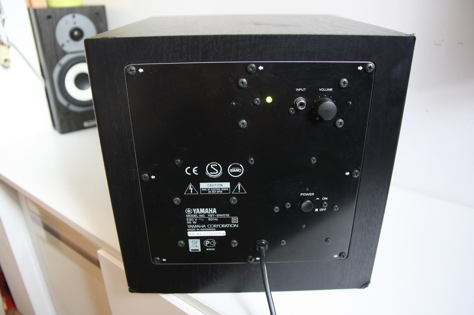 Yamaha YSTSW012 Active Subwoofer AudioBaza
