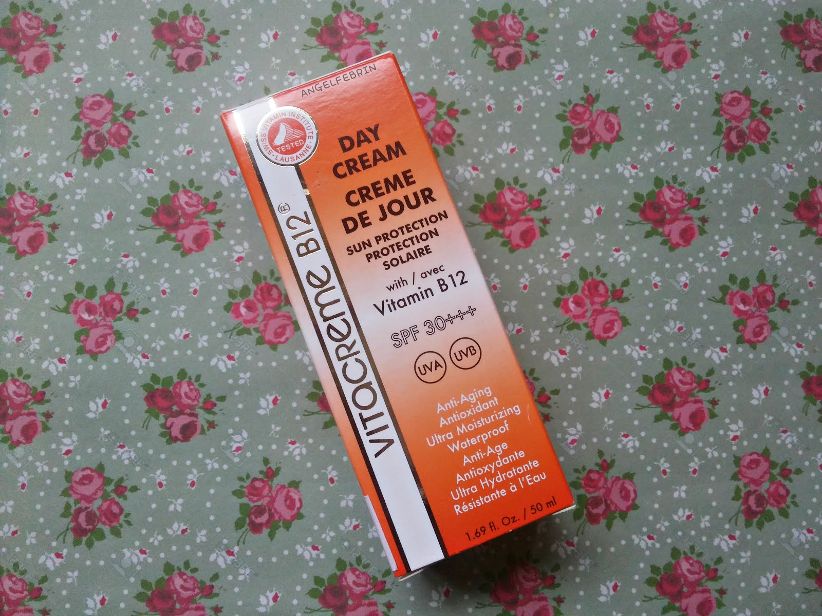 60 Review Vitacreme B12 Day Cream Sun Protection SPF 30