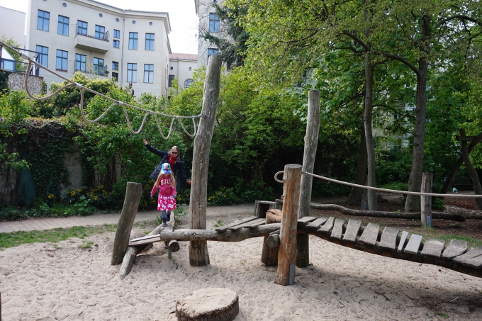 Berliinissä lapsen kanssa - leikkipuistot ja leikkipaikat