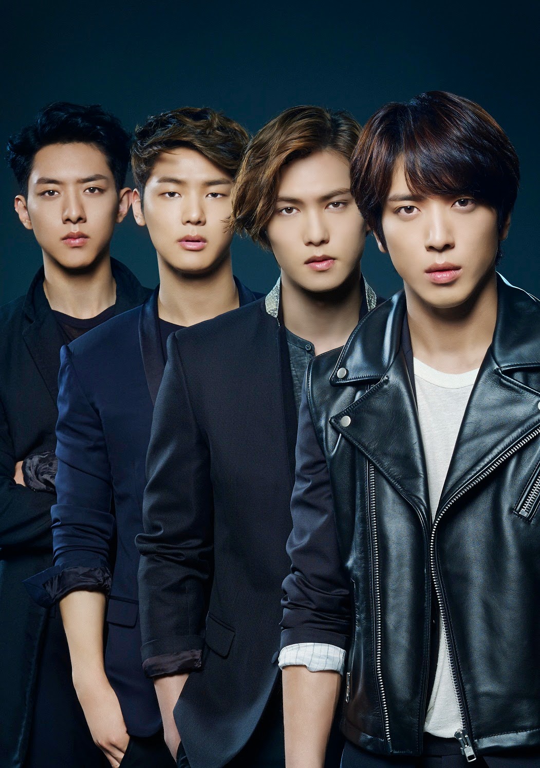 CNBLUE 「Best of CNBLUE / OUR BOOK [2011 – 2018]」発売