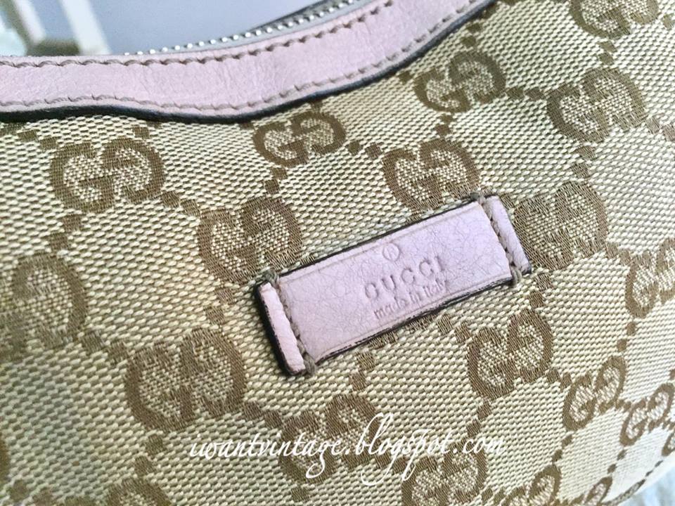 I Want Vintage Vintage Designer Handbags Gucci GG Canvas Crossbody