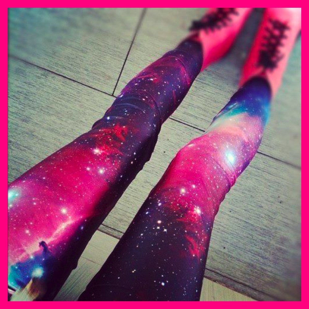 Optical+illusion.Universe+tights.OO..jpe