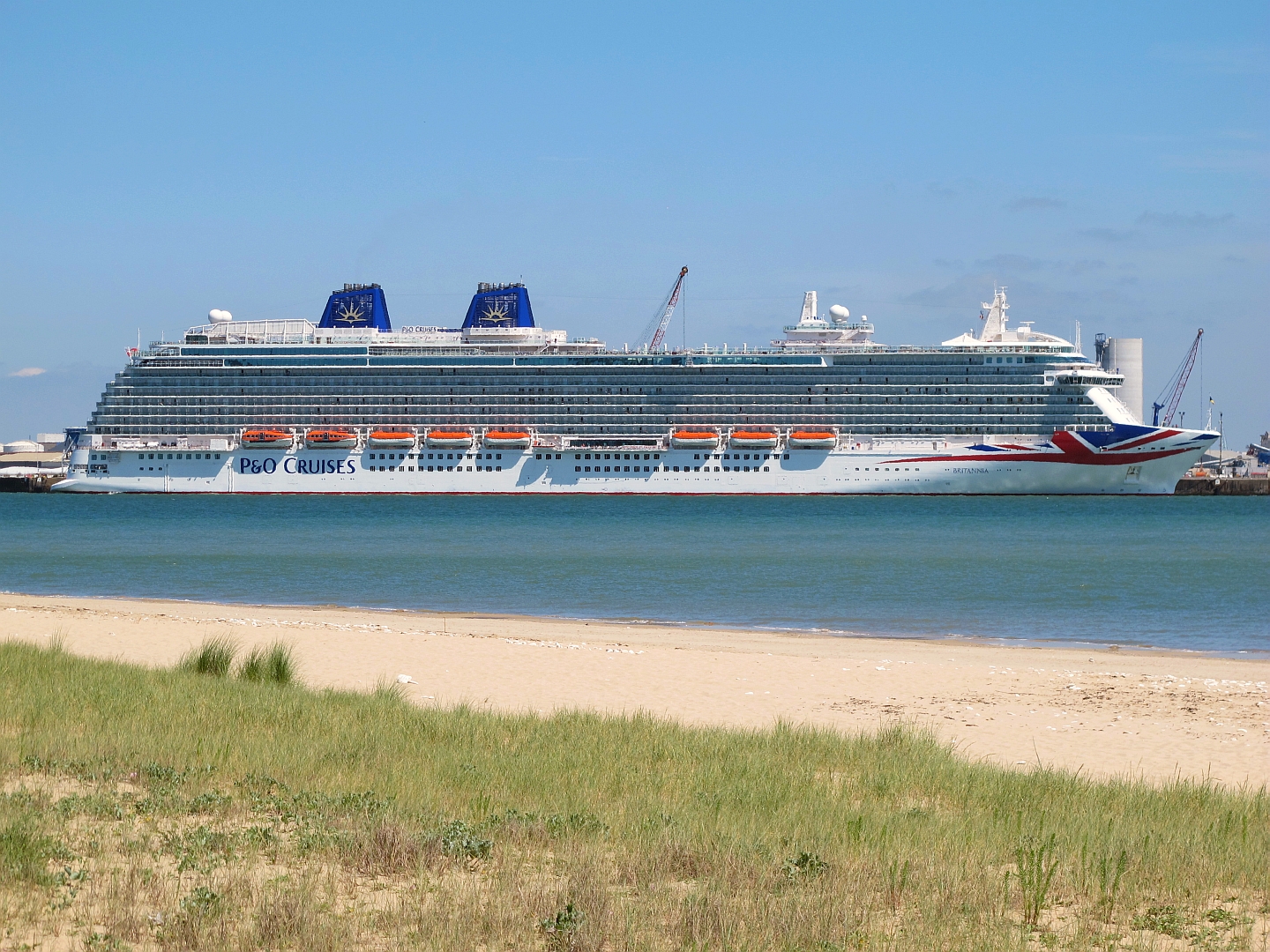 Review P&O CRUISES BRITANNIA from Southampton to Guernsey