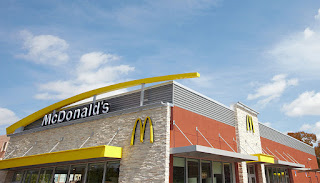Dad eating with kids at McDonald’s fatally shoots gunman inside Alabama McDonald’s