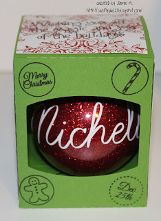 Crafty Girl 21!: Christmas Ornaments in Cute Boxes