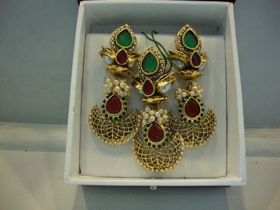Imitation Pendant and Earrings with Pearls Jewellery Designs
