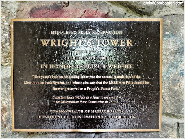 Middlesex Fells Reservation: Placa de la Wright Tower
