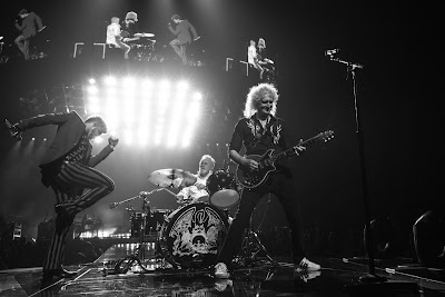 Hennemusic Queen Guitarist Brian May Injured In Gardening Accident