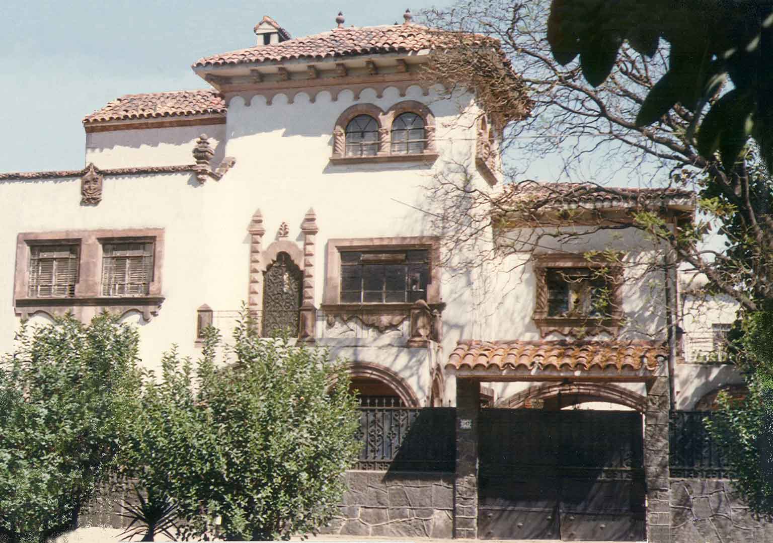 Polanco Calderón de la Barca N° 347.