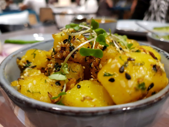 food blogger dubai bombay bungalow jbr aloo potato