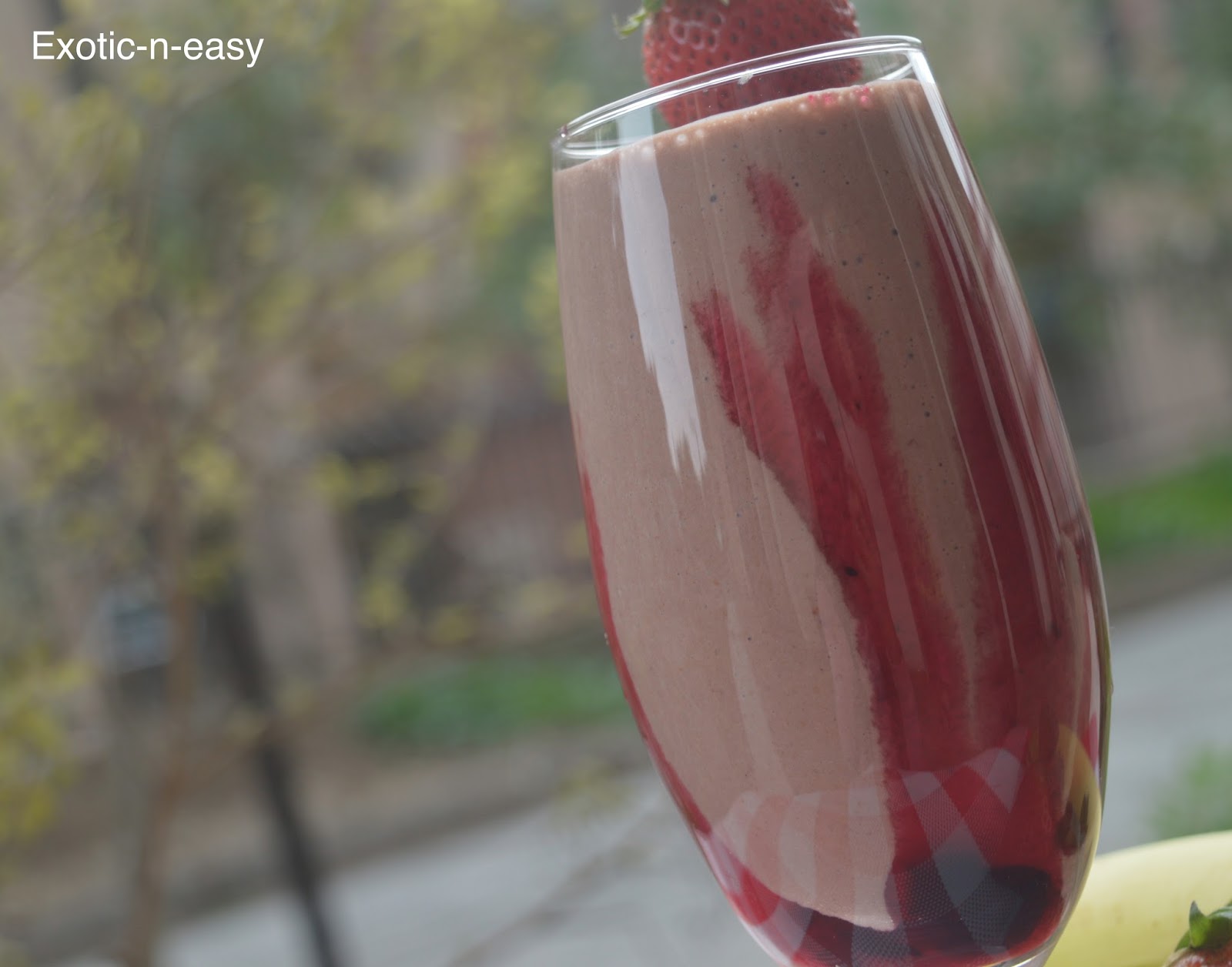 exoticneasy cooking Fruit and Nut Smoothie