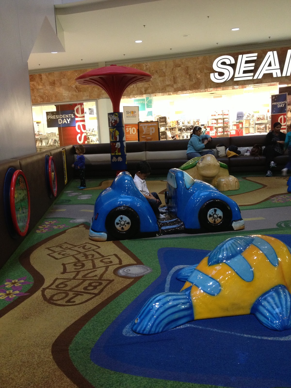 Play St. Louis Mid Rivers Mall, St. Peters