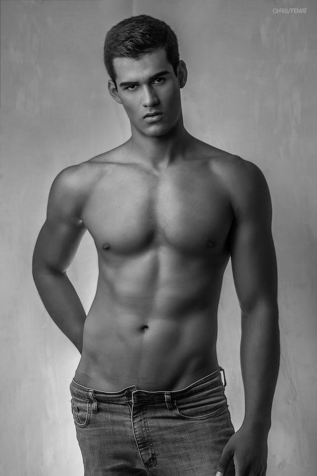 Man Central: Adrian Lopez: Shirtless