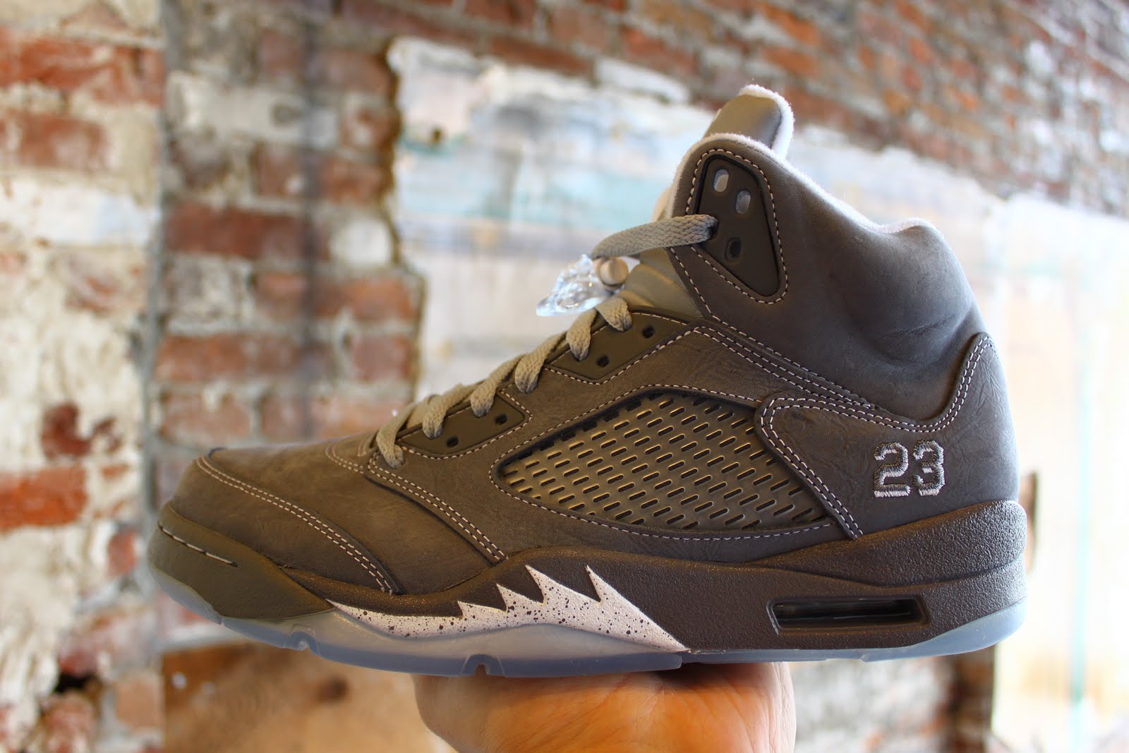 varsity red retro 5