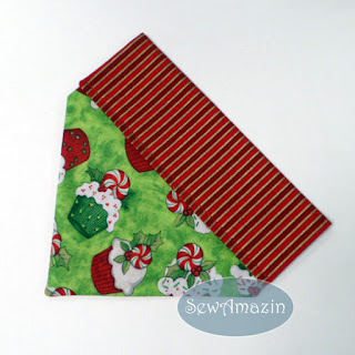 Christmas Dog Bandana, over the collar, cupcakes
