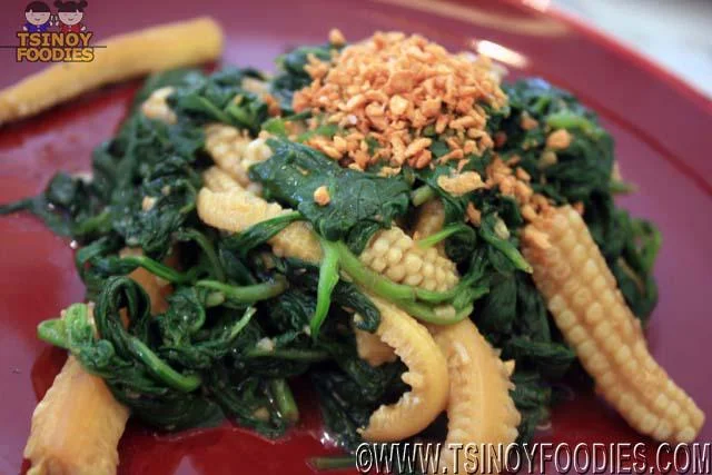 sauteed spinach in oyster sauce