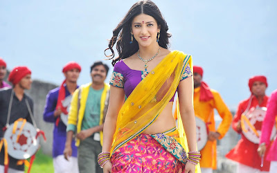 High Resolution Wallpaper Of Shruti Haasan. Shruti Haasan In Traditional Indian Saree.