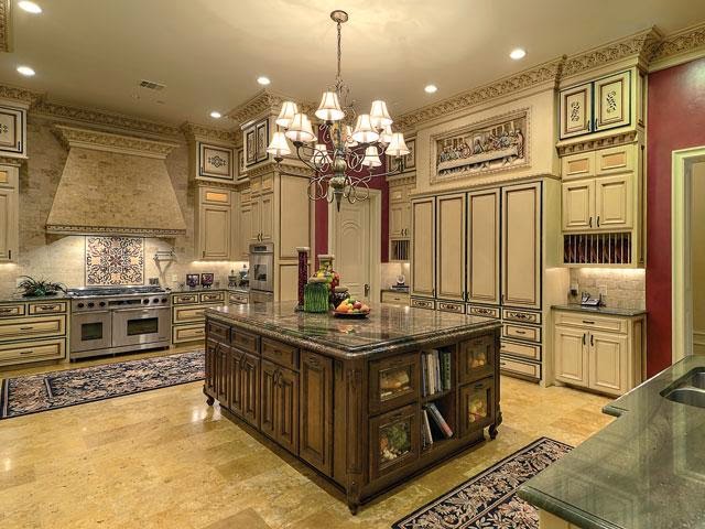 Tricked Out Mansions Showcasing Luxury Houses June 2014