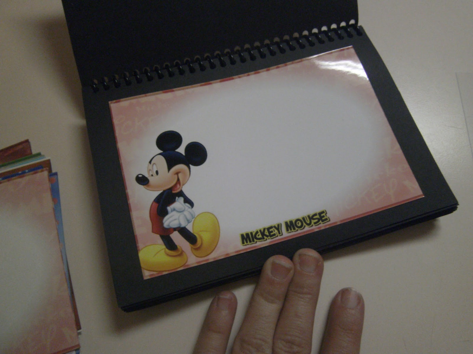 RobbyGurl's Creations: DIY Disney Autograph Books