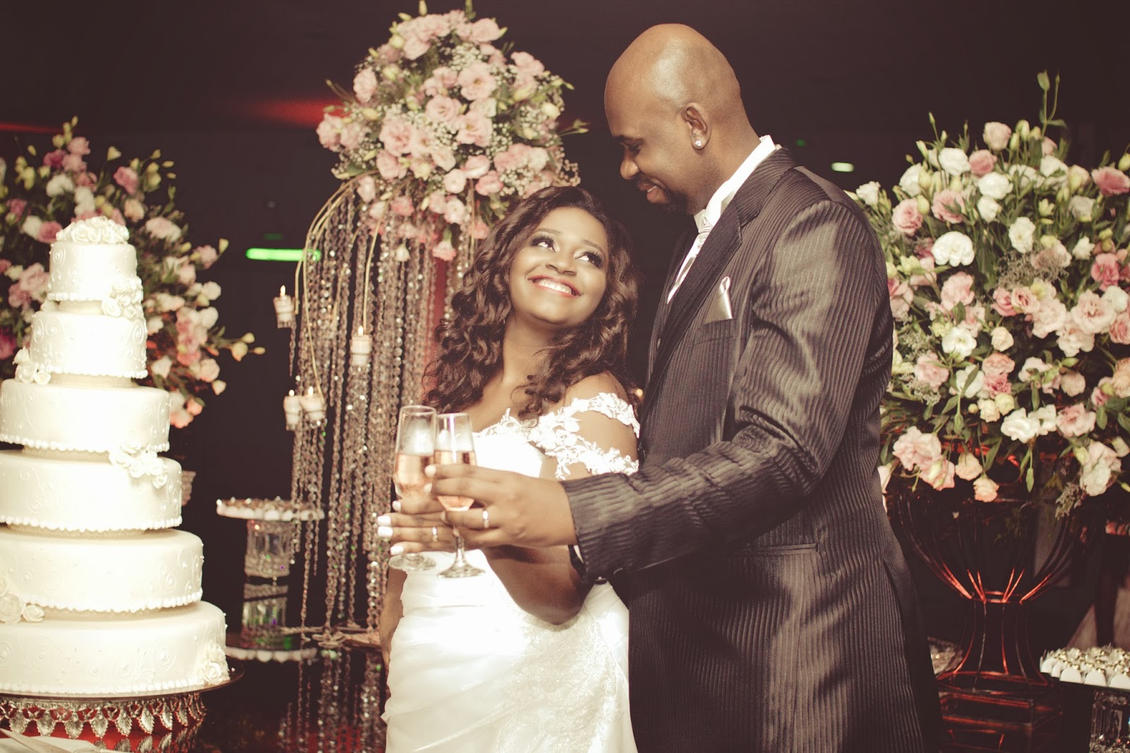 blog-de-casamento-história-de-amor-fé-festa-mesa-do-bolo-brinde historia-amor-fe-festa-mesa-bolo-brinde