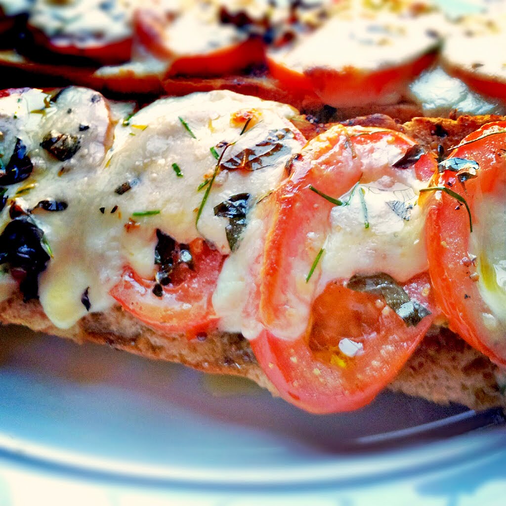 cooking class: Baguette mit Tomaten und Mozzarella cooking class: Baguette mit Tomaten und Mozzarella