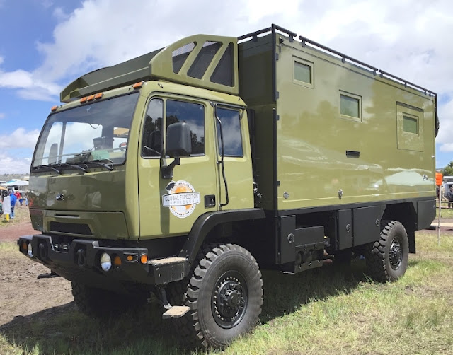 Truk Fuso Modifikasi-hijau hitam