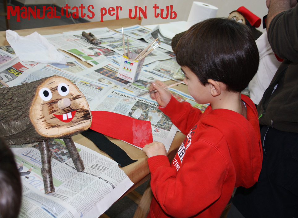 manualitats per un tub: EL TIÓ DE NADAL